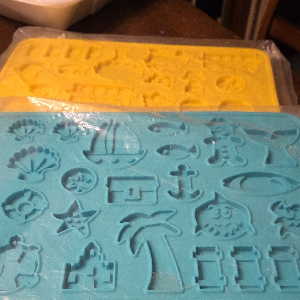 Pampered Chef Spring Summer Lot Cookie Molds Silicone Mold Set Brand New